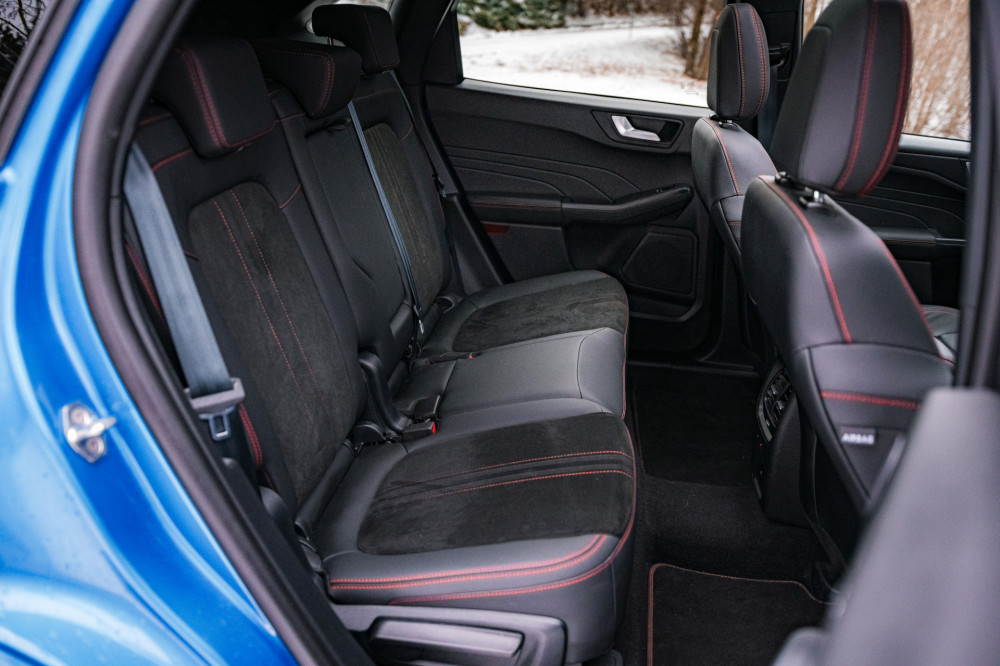 Ford Kuga 2,5 Duratec HEV AWD
